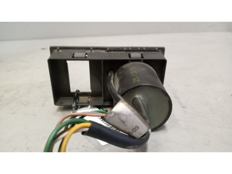 Recambio de mando luces para iveco eurotech (mp) fg  (190 e 34) larga distancia referencia OEM IAM   