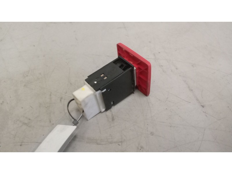 Recambio de warning para iveco eurotech (mp) fg  (190 e 34) larga distancia referencia OEM IAM   