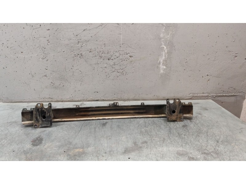 Recambio de refuerzo paragolpes delantero para volkswagen polo berlina (6n1) básico referencia OEM IAM   