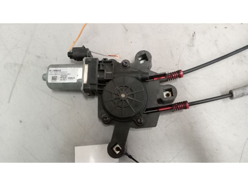 Recambio de elevalunas delantero izquierdo para iveco eurocargo 05.03  5.9 diesel referencia OEM IAM   