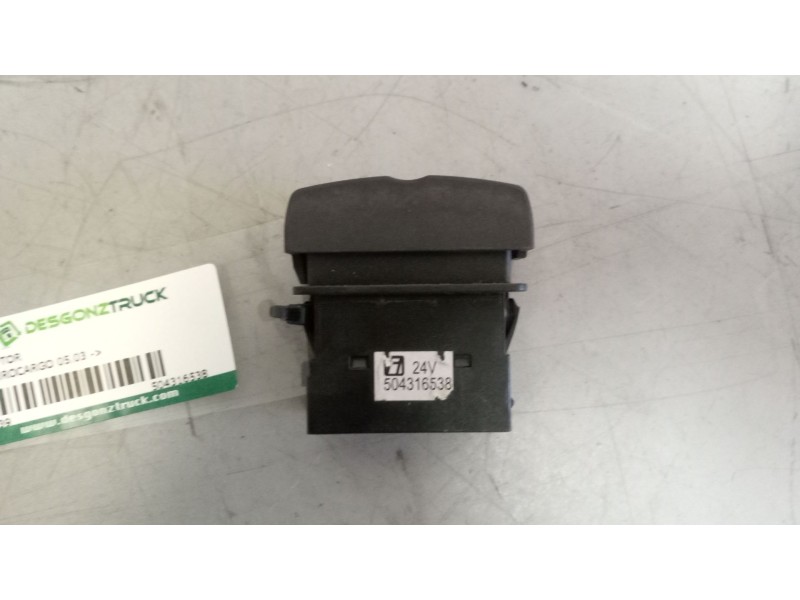 Recambio de interruptor para iveco eurocargo 05.03  5.9 diesel referencia OEM IAM 504316538  