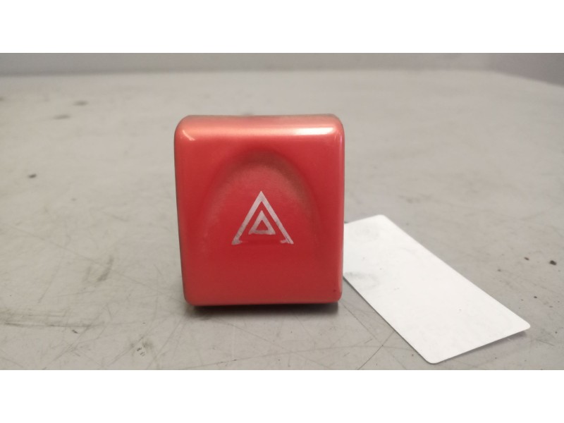 Recambio de warning para iveco eurocargo 05.03  5.9 diesel referencia OEM IAM 504267005  