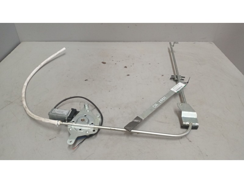 Recambio de elevalunas delantero derecho para iveco eurocargo 05.03  5.9 diesel referencia OEM IAM   