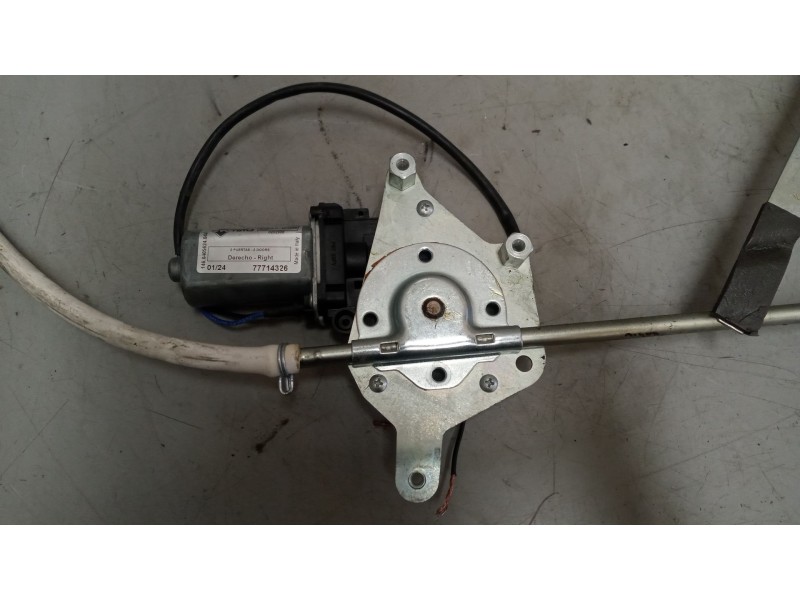 Recambio de elevalunas delantero derecho para iveco eurocargo 05.03  5.9 diesel referencia OEM IAM   