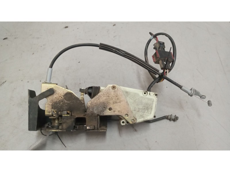 Recambio de cerradura puerta delantera izquierda para daf serie lf45.xxx desde 06 referencia OEM IAM   
