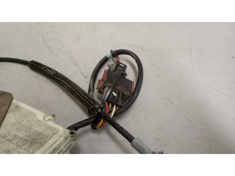 Recambio de cerradura puerta delantera izquierda para daf serie lf45.xxx desde 06 referencia OEM IAM   