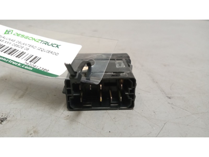 Recambio de mando elevalunas delantero izquierdo para daf serie lf45.xxx desde 06 referencia OEM IAM 7420912389  