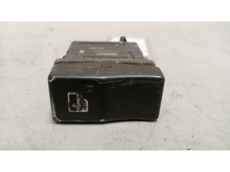 Recambio de mando elevalunas delantero izquierdo para daf serie lf45.xxx desde 06 referencia OEM IAM 7420912389  