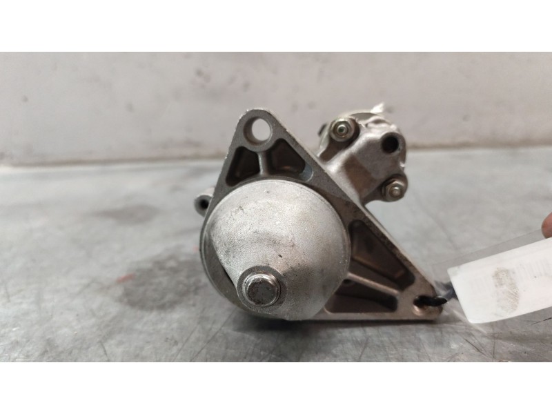 Recambio de motor arranque para toyota auris active referencia OEM IAM 220825 10 DIENTES P0B04511