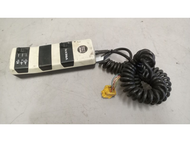 Recambio de mando control de ecas para volvo fm 12 2002 referencia OEM IAM 20393806  