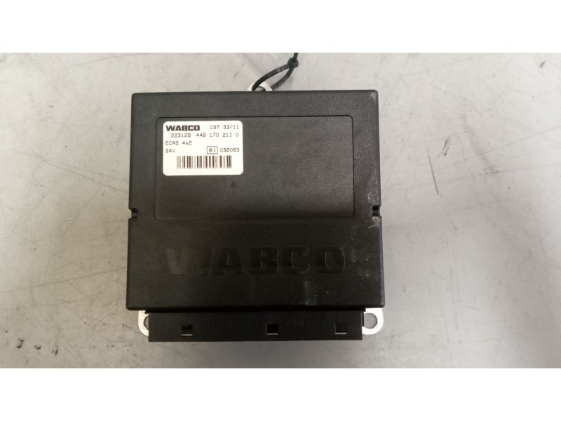 Recambio de modulo electronico para iveco stralis (as) 12.9 diesel referencia OEM IAM 4461702110  