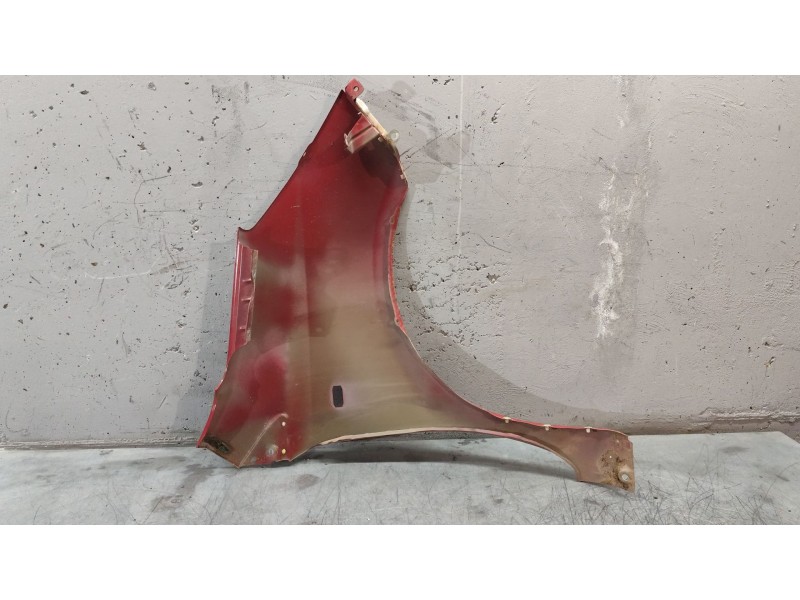 Recambio de aleta delantera izquierda para nissan note (e11e) acenta referencia OEM IAM   