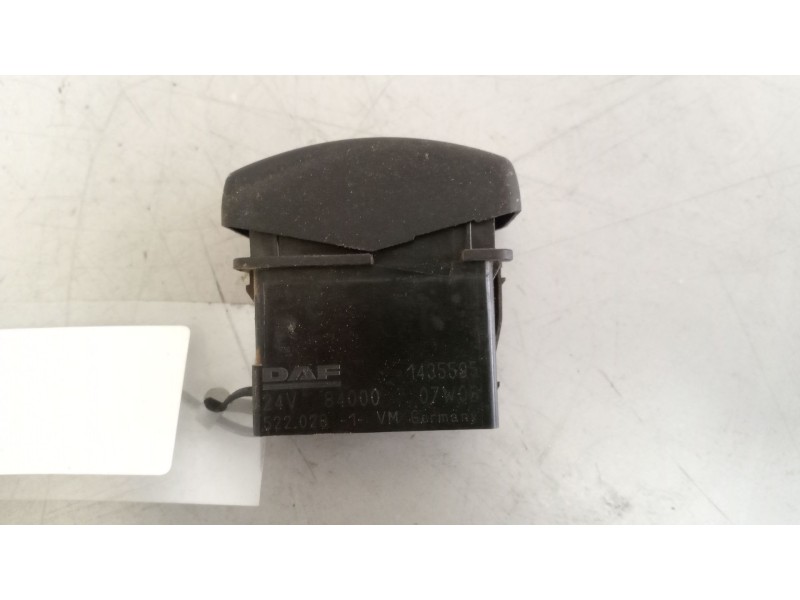 Recambio de interruptor para daf serie xf105.xxx 12.9 diesel referencia OEM IAM 1435595  