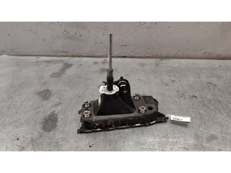 Recambio de palanca cambio para seat leon (5f1) 1.4 tsi referencia OEM IAM 5Q0711061B  