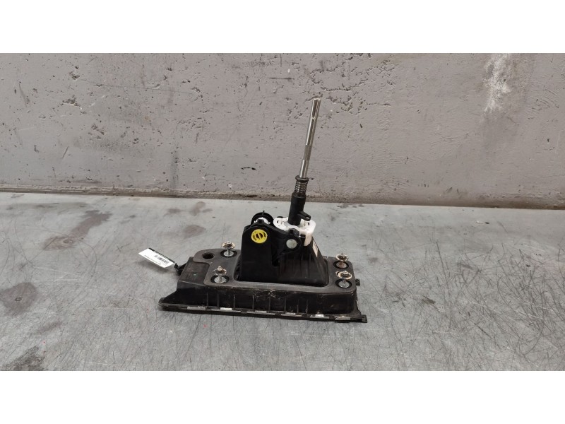 Recambio de palanca cambio para seat leon (5f1) 1.4 tsi referencia OEM IAM 5Q0711061B  