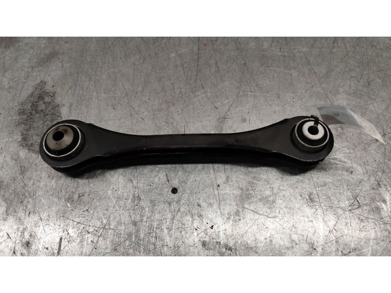Recambio de tirante trasero izquierdo para bmw 3 (f30, f80) 320 d xdrive referencia OEM IAM   