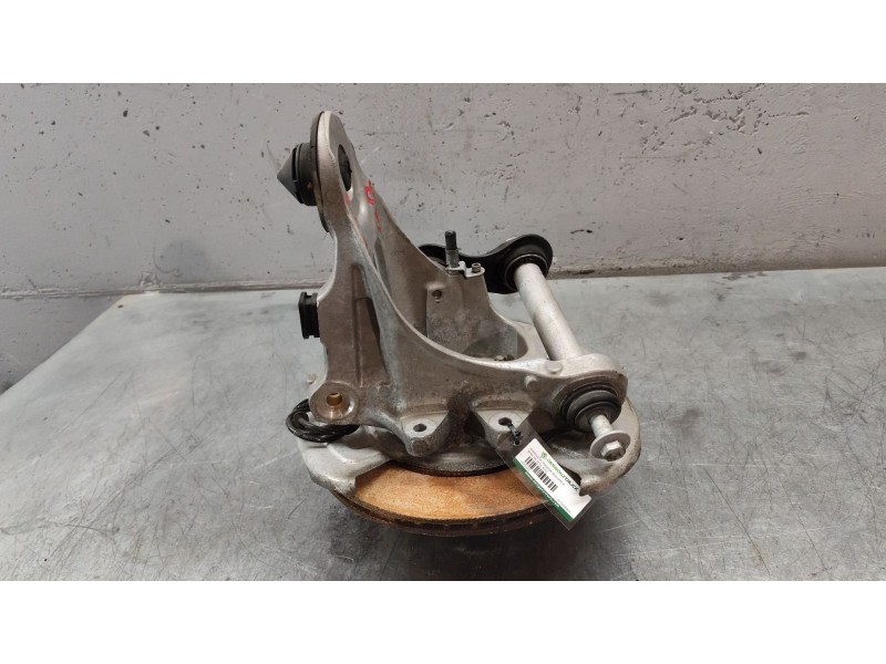 Recambio de mangueta trasera izquierda para bmw x6 (e71, e72) xdrive 35 d referencia OEM IAM 677098806  