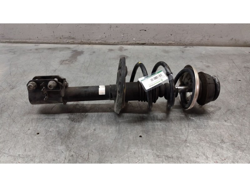 Recambio de amortiguador delantero izquierdo para dacia sandero ii 1.2 referencia OEM IAM 543025522R  