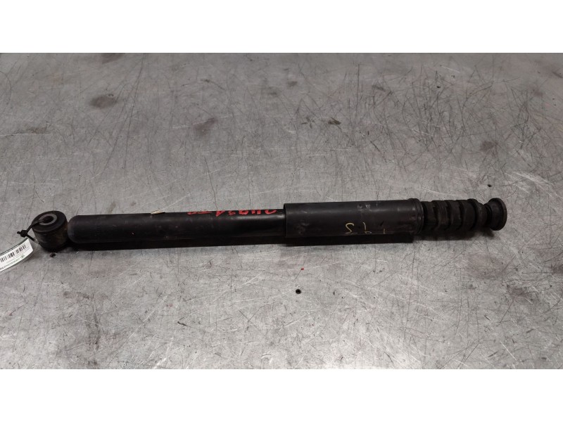 Recambio de amortiguador trasero para dacia sandero ii 1.2 referencia OEM IAM   