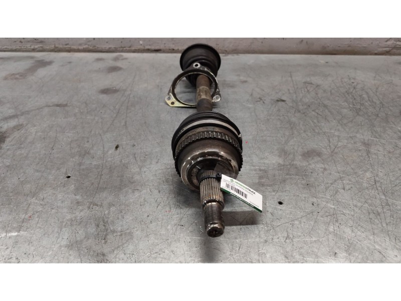 Recambio de transmision delantera izquierda para opel movano combi medio 2.8t referencia OEM IAM 8200052428  