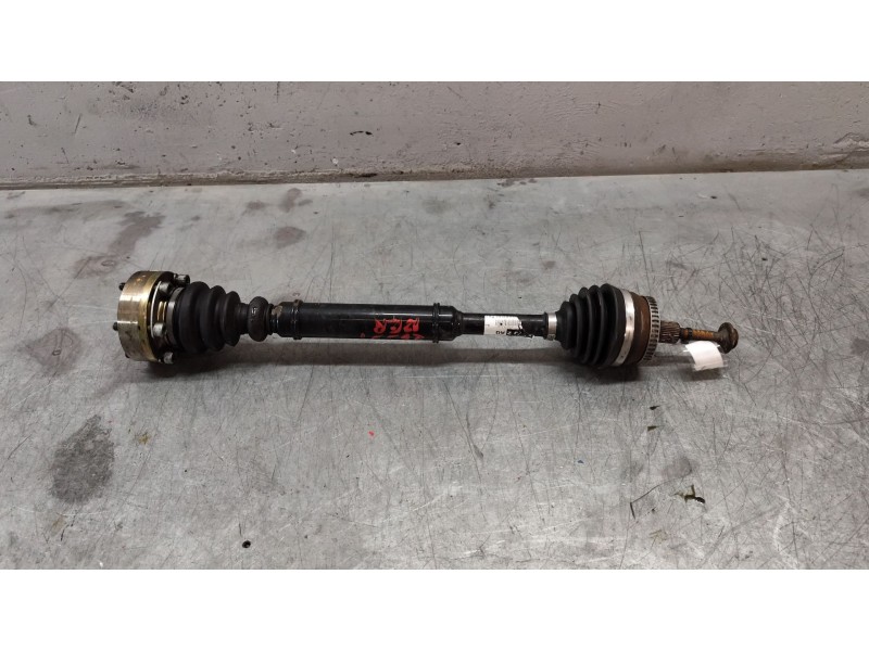 Recambio de transmision delantera derecha para volkswagen passat berlina (3b2) básico referencia OEM IAM 8D0407272AQ  