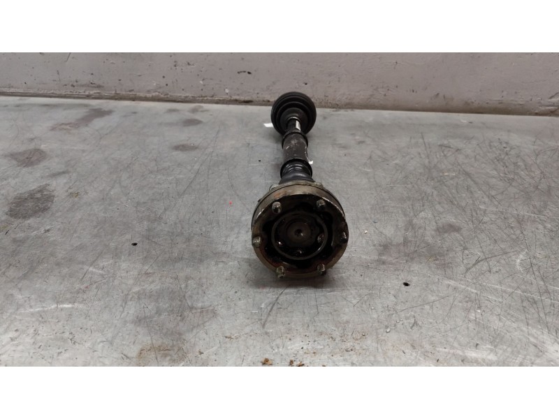 Recambio de transmision delantera izquierda para volkswagen passat berlina (3b2) básico referencia OEM IAM 8D0407271AQ  