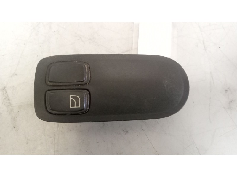 Recambio de mando elevalunas delantero derecho para daf serie xf105.xxx 12.9 diesel referencia OEM IAM 1693129  