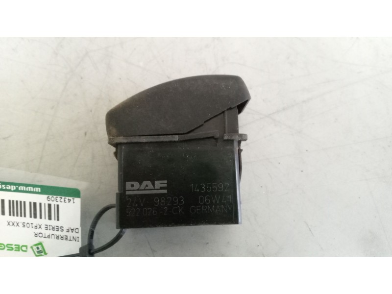 Recambio de interruptor para daf serie xf105.xxx 12.9 diesel referencia OEM IAM 1435592  