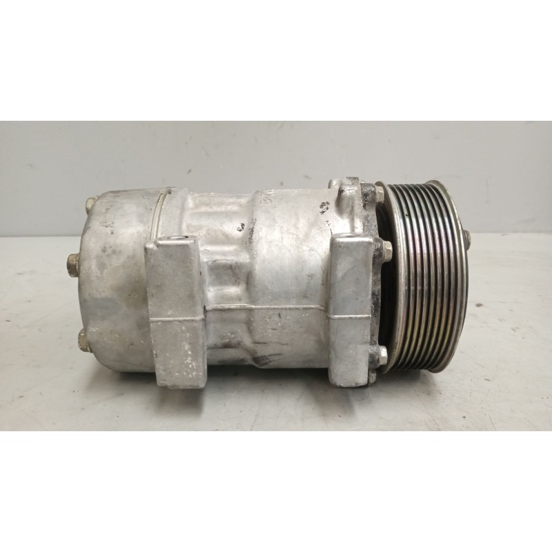 Recambio de compresor aire acondicionado para volvo fe xxx 7.2 diesel referencia OEM IAM 8215 2942104734 5010628046