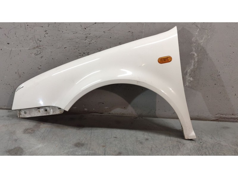 Recambio de aleta delantera izquierda para volkswagen golf iv berlina (1j1) 1.9 tdi referencia OEM IAM   