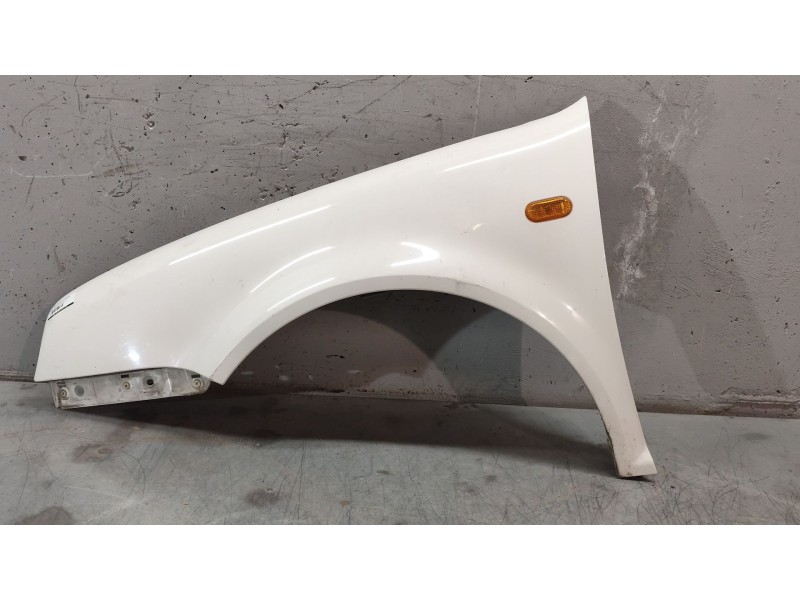Recambio de aleta delantera izquierda para volkswagen golf iv berlina (1j1) 1.9 tdi referencia OEM IAM   