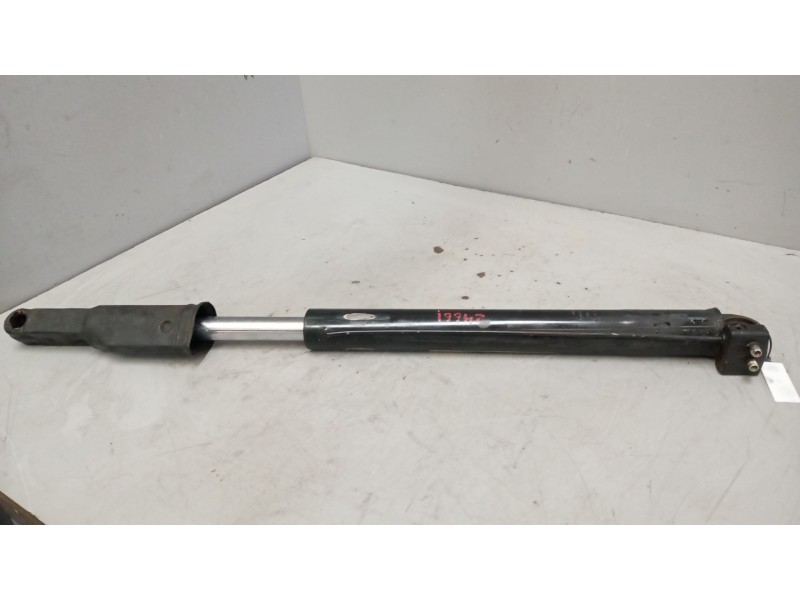 Recambio de brazo elevacion cabina para iveco stralis (ad/at) 10.3 diesel referencia OEM IAM 500370651  