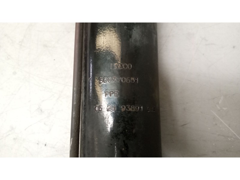 Recambio de brazo elevacion cabina para iveco stralis (ad/at) 10.3 diesel referencia OEM IAM 500370651  