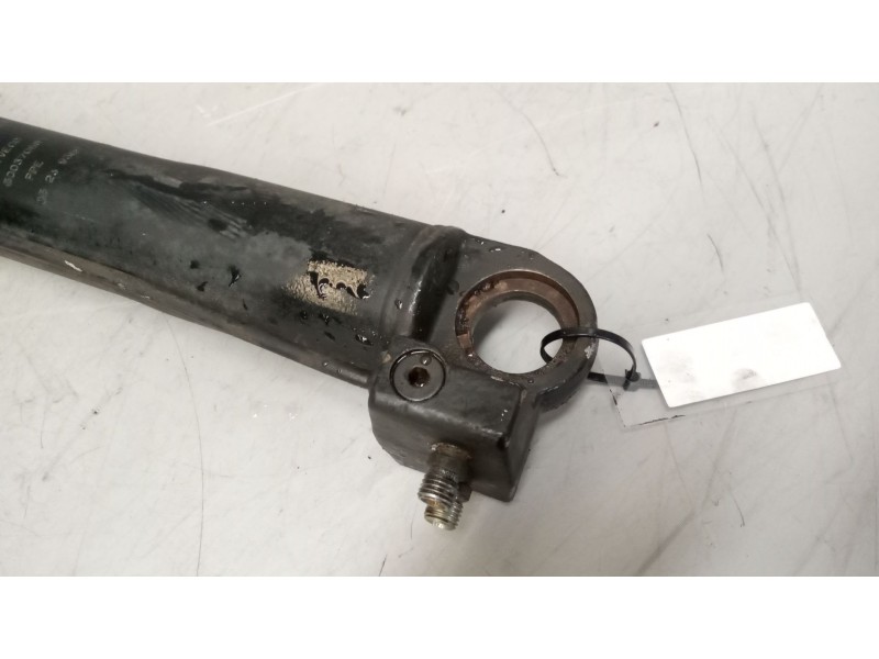 Recambio de brazo elevacion cabina para iveco stralis (ad/at) 10.3 diesel referencia OEM IAM 500370651  