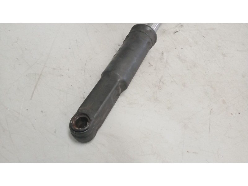 Recambio de brazo elevacion cabina para iveco stralis (ad/at) 10.3 diesel referencia OEM IAM 500370651  
