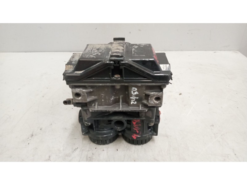 Recambio de valvula aire para man tg - a 18.xxx 12.0 diesel referencia OEM IAM 81521066014  0486204017