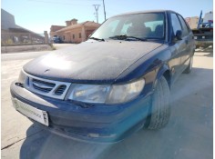 saab 9-3 berlina del año 1999 2