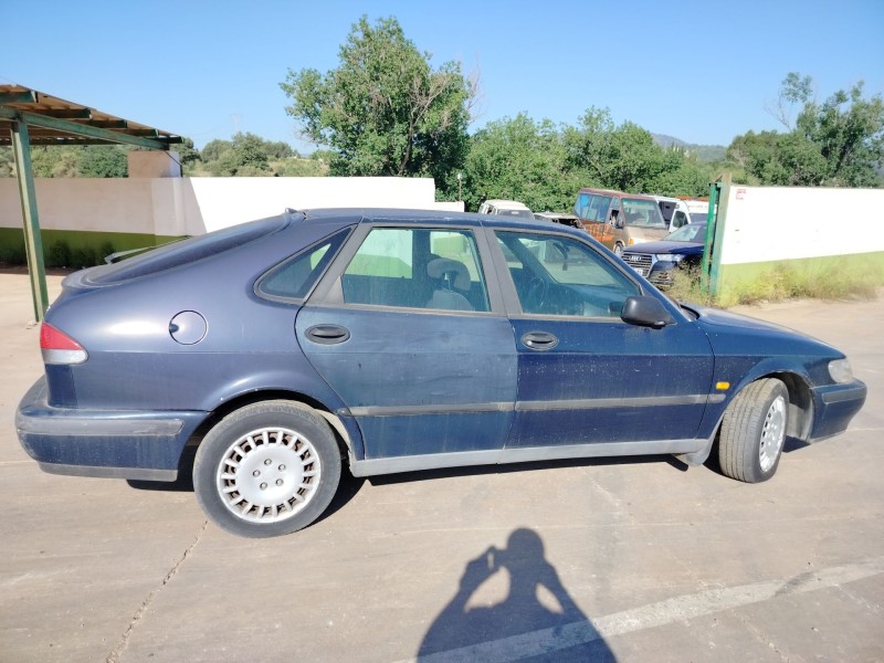 saab 9-3 berlina del año 1999