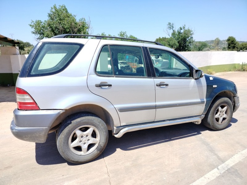 mercedes-benz clase m (w163) del año 1999