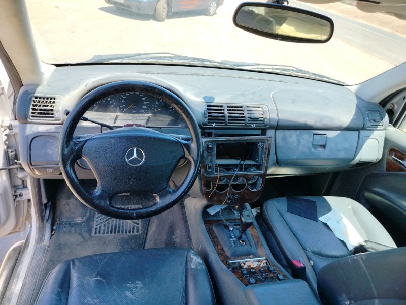 mercedes-benz clase m (w163) del año 1999