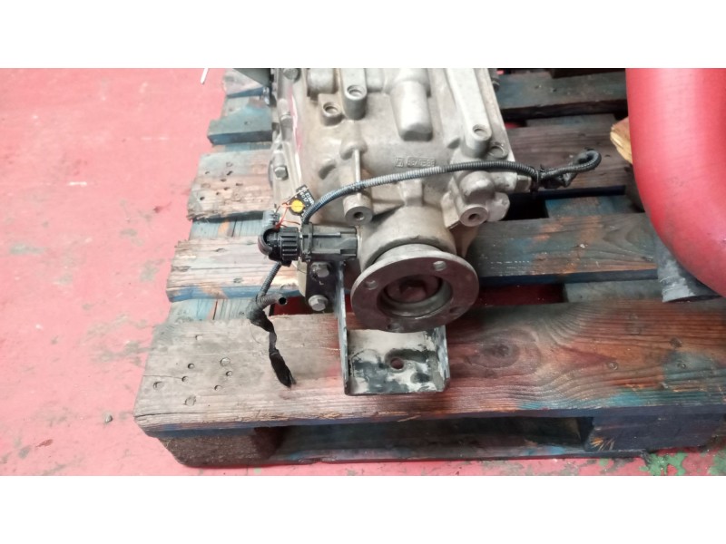 Recambio de caja cambios para iveco daily v autobús 50c15 referencia OEM IAM 6S300 12249778 8870921