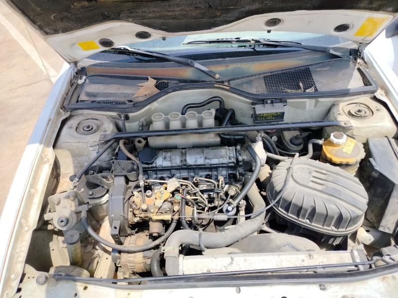 renault 19 (b/c/l53) del año 1990