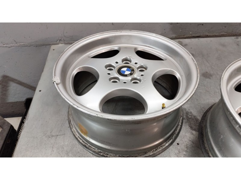Recambio de juego llantas para bmw x3 (e83) 2.0d referencia OEM IAM 3415720 5TORNILLOS E8JX17EH2IS46
