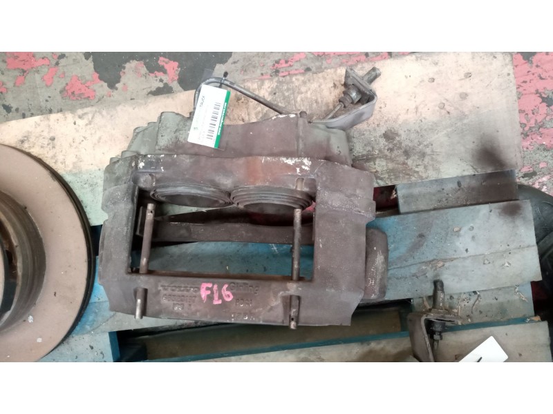 Recambio de pinza freno delantera derecha para volvo fl 6 fl6 18 (230cv) referencia OEM IAM 68320197  38320200