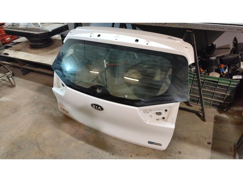 Recambio de porton trasero para kia niro i (de) e-niro referencia OEM IAM   