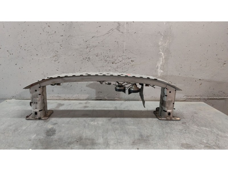 Recambio de refuerzo paragolpes delantero para ford focus berlina (cap) ambiente (d) referencia OEM IAM   