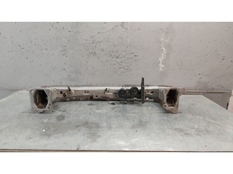 Recambio de refuerzo paragolpes delantero para ford focus berlina (cap) ambiente (d) referencia OEM IAM   