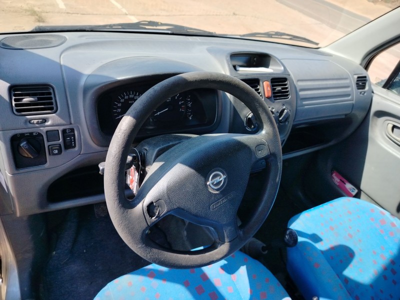 opel agila (a) (h00) del año 2002