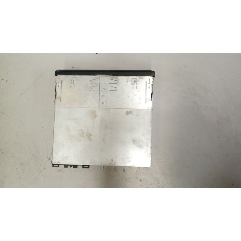 Recambio de tacografo para mercedes-benz atego 2-ejes 18 t /bm 950/2/4 1823 (4x2) om 906 la l (largo) referencia OEM IAM 1324710