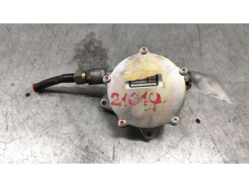 Recambio de depresor freno / bomba vacio para ssangyong actyon 200 xdi referencia OEM IAM A6652300465  